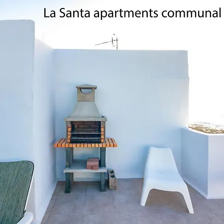 Frontline Apartament La Santa