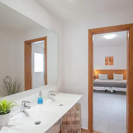 Frontline Apartament